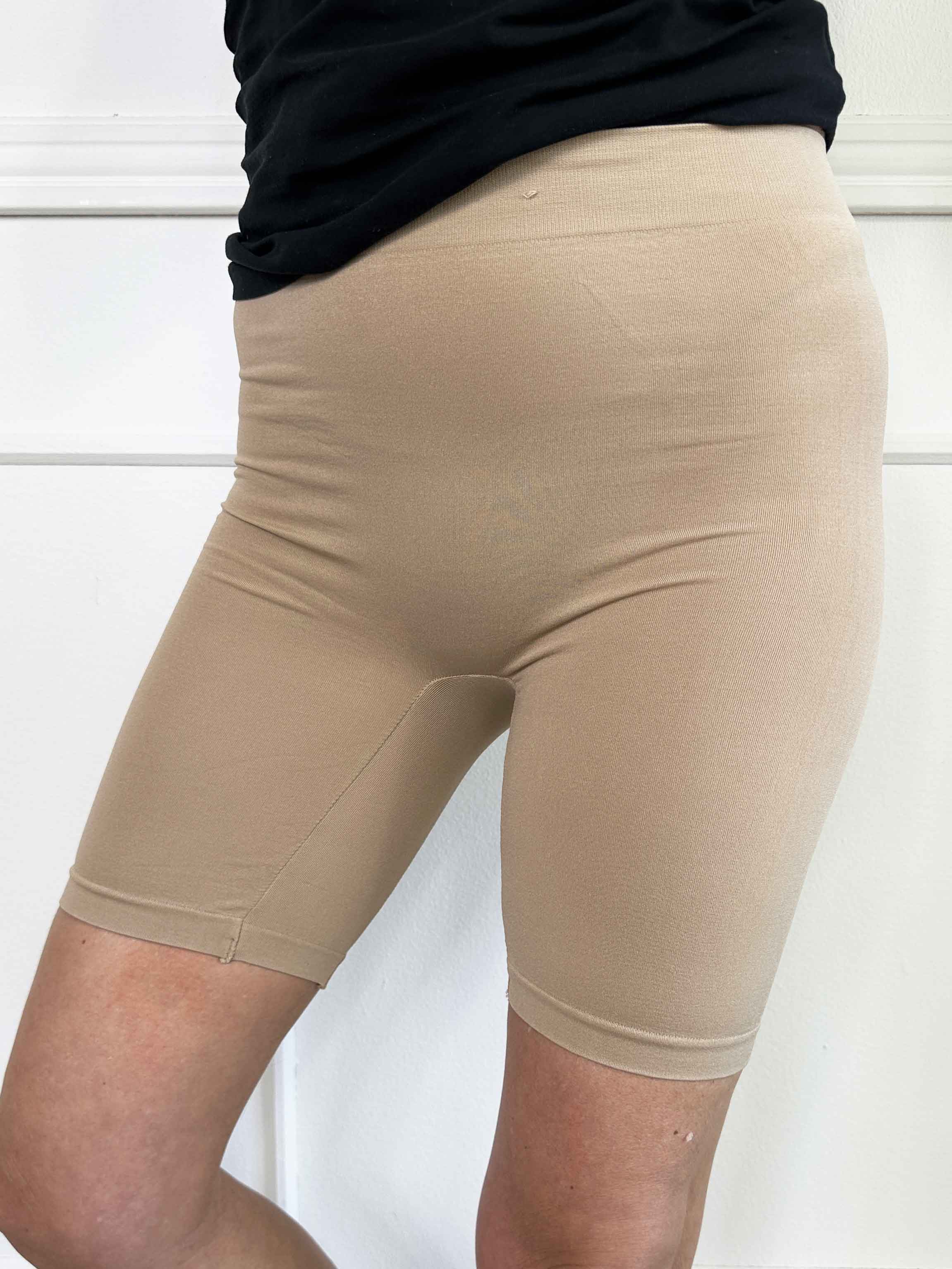 Nora - Cykelshorts med resår i shape up-stil
